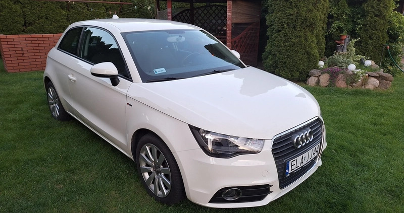 Audi A1 cena 29900 przebieg: 122658, rok produkcji 2011 z Łask małe 56